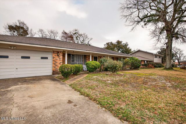 734 Canterbury Drive, Biloxi, MS 39532