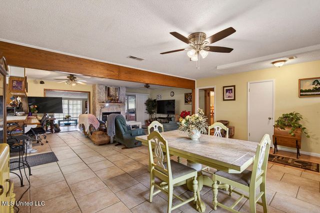 734 Canterbury Drive, Biloxi, MS 39532