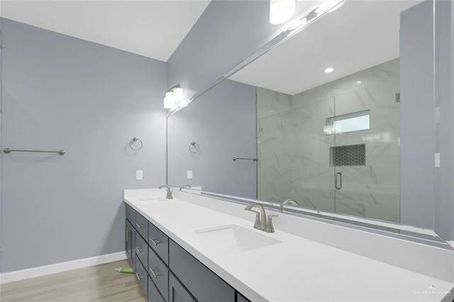 3928 S Mullin Avenue, Edinburg, TX 78542