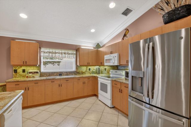 6544 Via Primo Street, Wellington, FL 33467