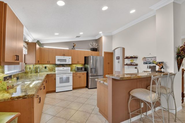 6544 Via Primo Street, Wellington, FL 33467