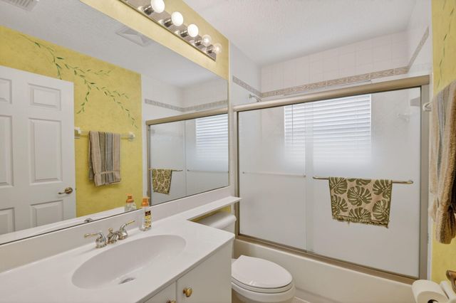 6544 Via Primo Street, Wellington, FL 33467