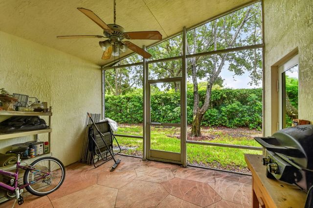 6544 Via Primo Street, Wellington, FL 33467