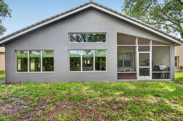 6544 Via Primo Street, Wellington, FL 33467