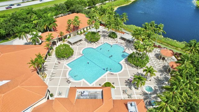 6544 Via Primo Street, Wellington, FL 33467