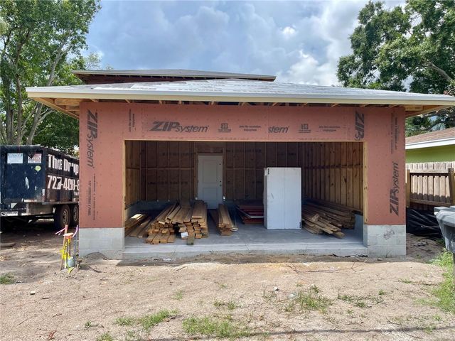 721 47TH AVENUE N, St Petersburg, FL 33703