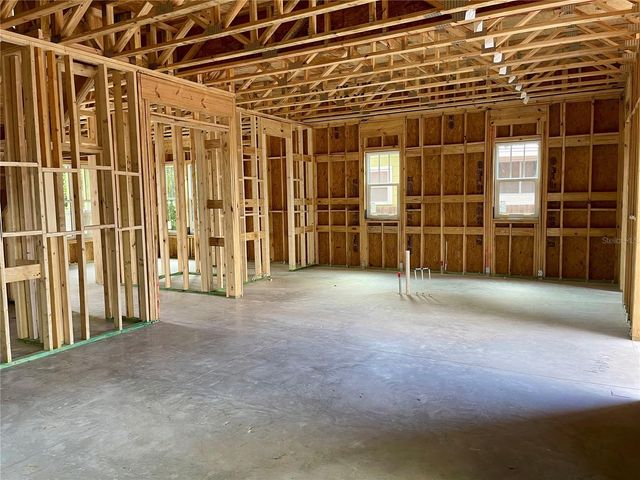 721 47TH AVENUE N, St Petersburg, FL 33703