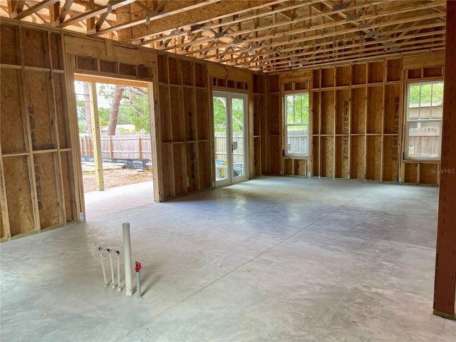 721 47TH AVENUE N, St Petersburg, FL 33703