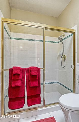 1013 LOS JARDINES Circle, El Paso, TX 79912
