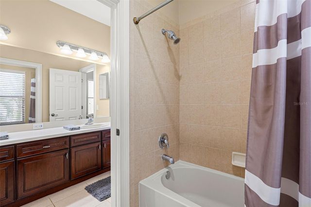 2675 LAKEBREEZE LANE S, Clearwater, FL 33759