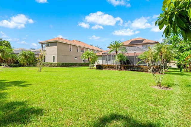 2675 LAKEBREEZE LANE S, Clearwater, FL 33759
