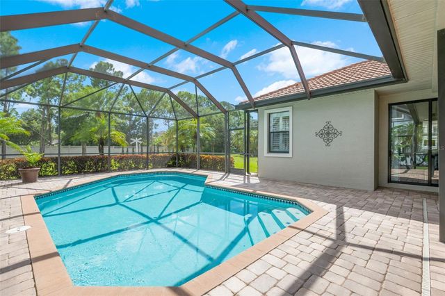 2675 LAKEBREEZE LANE S, Clearwater, FL 33759