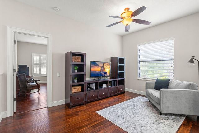 2675 LAKEBREEZE LANE S, Clearwater, FL 33759
