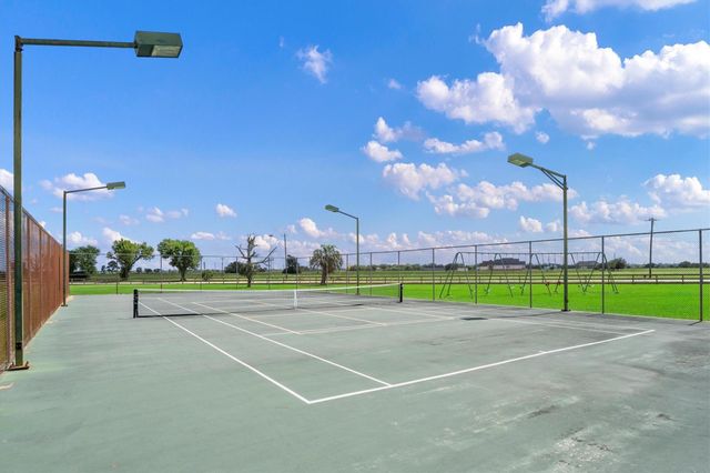41614 Cherokee Trail, Angleton, TX 77515