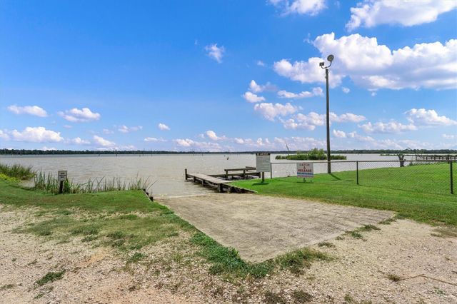 41614 Cherokee Trail, Angleton, TX 77515