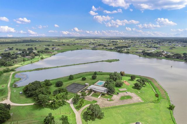 41614 Cherokee Trail, Angleton, TX 77515
