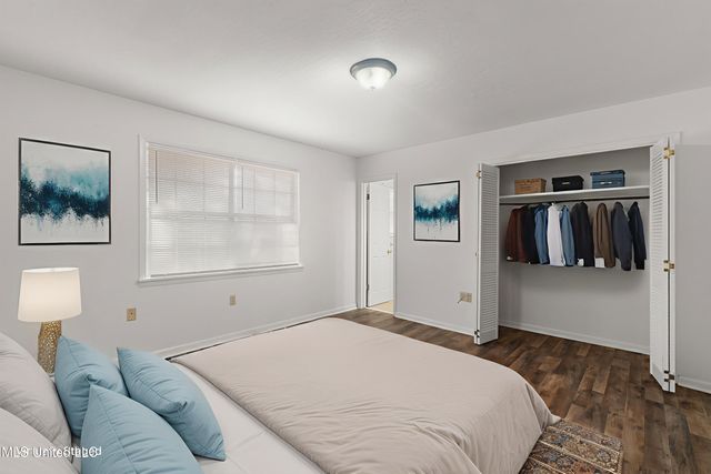 301 W Ray Drive, Hattiesburg, MS 39402