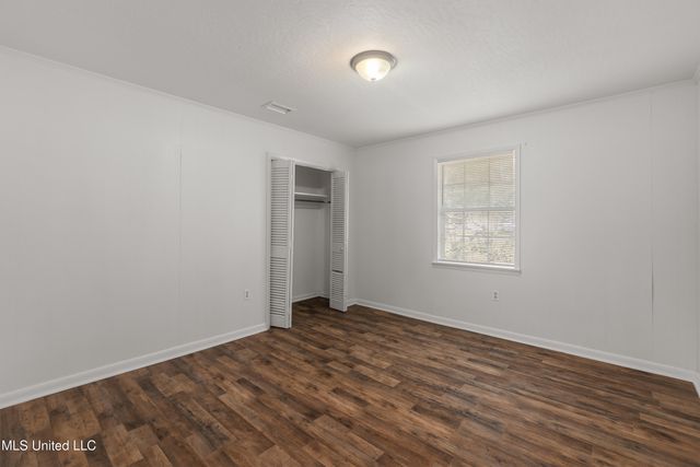 301 W Ray Drive, Hattiesburg, MS 39402