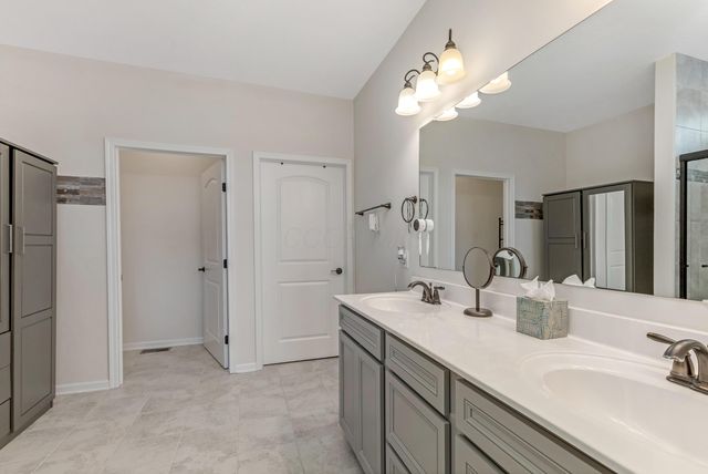 12257 Rooster Tail Drive, Pickerington, OH 43147