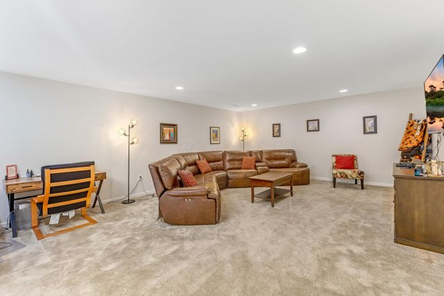 12257 Rooster Tail Drive, Pickerington, OH 43147