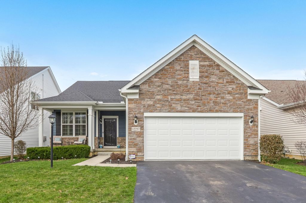 12257 Rooster Tail Drive, Pickerington, OH 43147