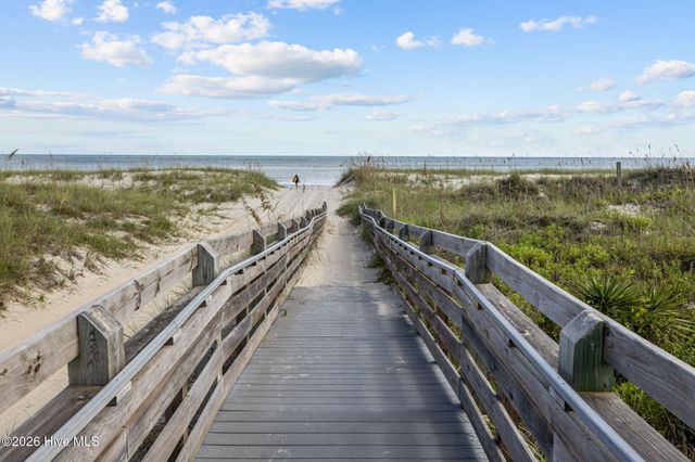 217 W Atlantic Boulevard 4, Atlantic Beach, NC 28512