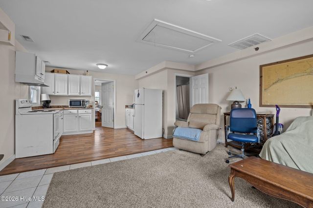 217 W Atlantic Boulevard 4, Atlantic Beach, NC 28512