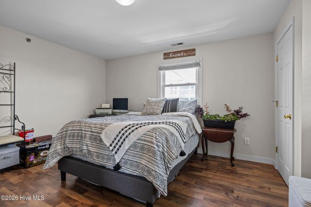 217 W Atlantic Boulevard 4, Atlantic Beach, NC 28512