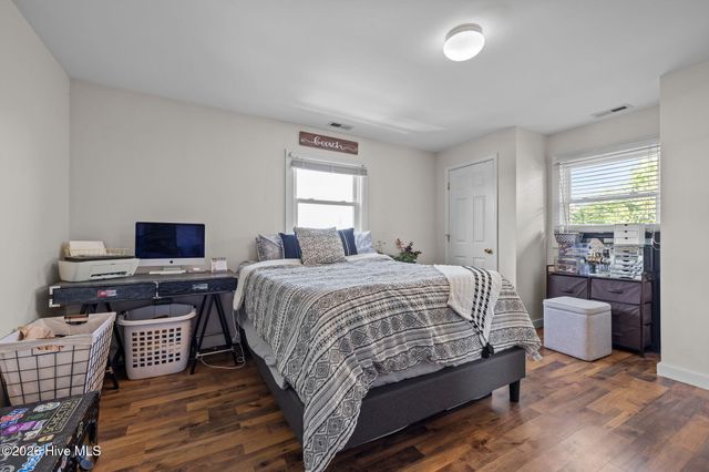 217 W Atlantic Boulevard 4, Atlantic Beach, NC 28512