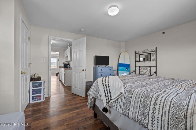 217 W Atlantic Boulevard 4, Atlantic Beach, NC 28512