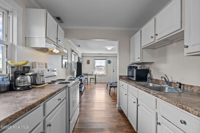 217 W Atlantic Boulevard 4, Atlantic Beach, NC 28512