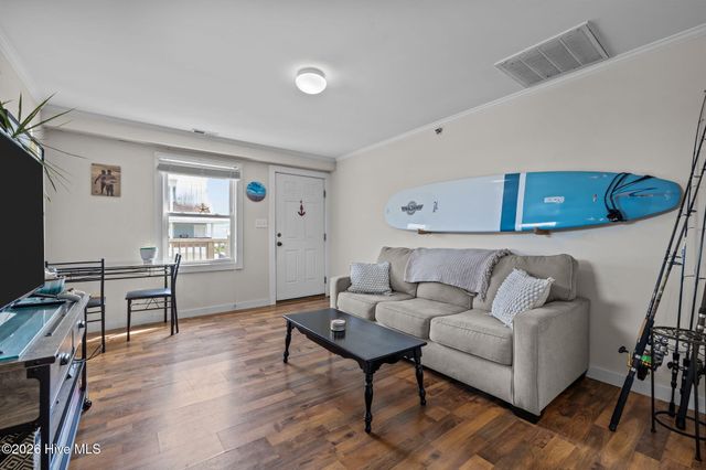 217 W Atlantic Boulevard 4, Atlantic Beach, NC 28512