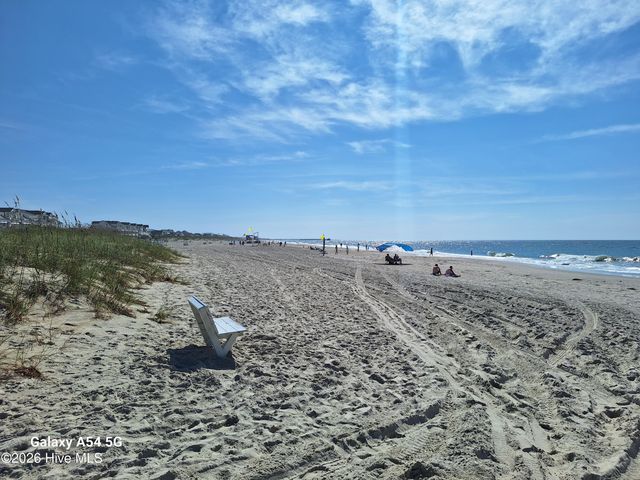 217 W Atlantic Boulevard 4, Atlantic Beach, NC 28512