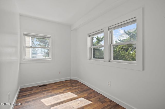 217 W Atlantic Boulevard 4, Atlantic Beach, NC 28512