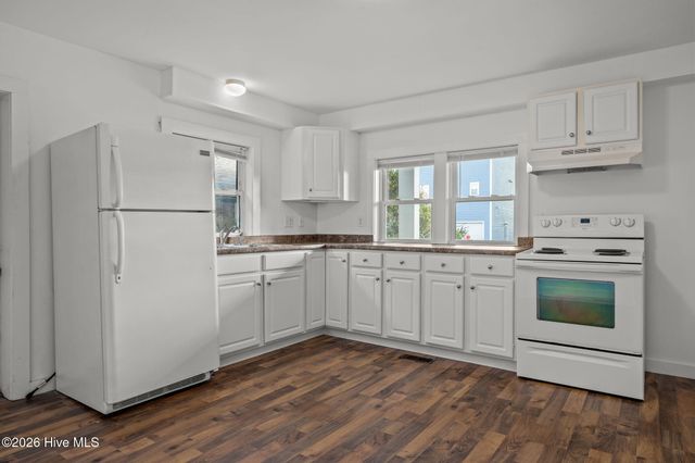 217 W Atlantic Boulevard 4, Atlantic Beach, NC 28512