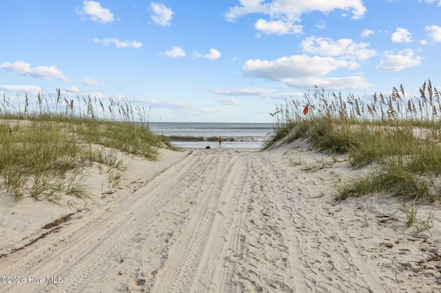 217 W Atlantic Boulevard 4, Atlantic Beach, NC 28512