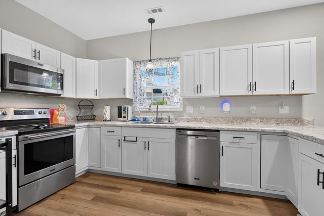 632 Walnut Creek Drive, Berea, KY 40403