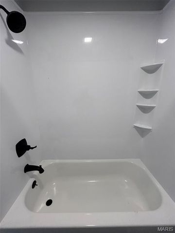 245 Peffer Lane, Fenton, MO 63026