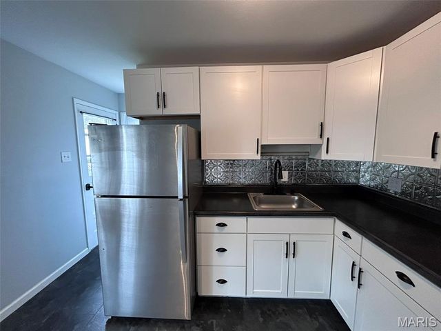 245 Peffer Lane, Fenton, MO 63026