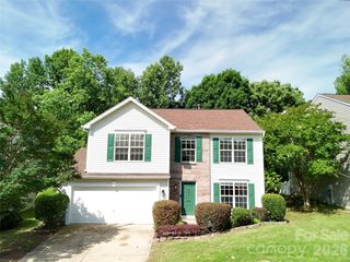 7638 Black Hawk Lane, Tega Cay, SC 29708