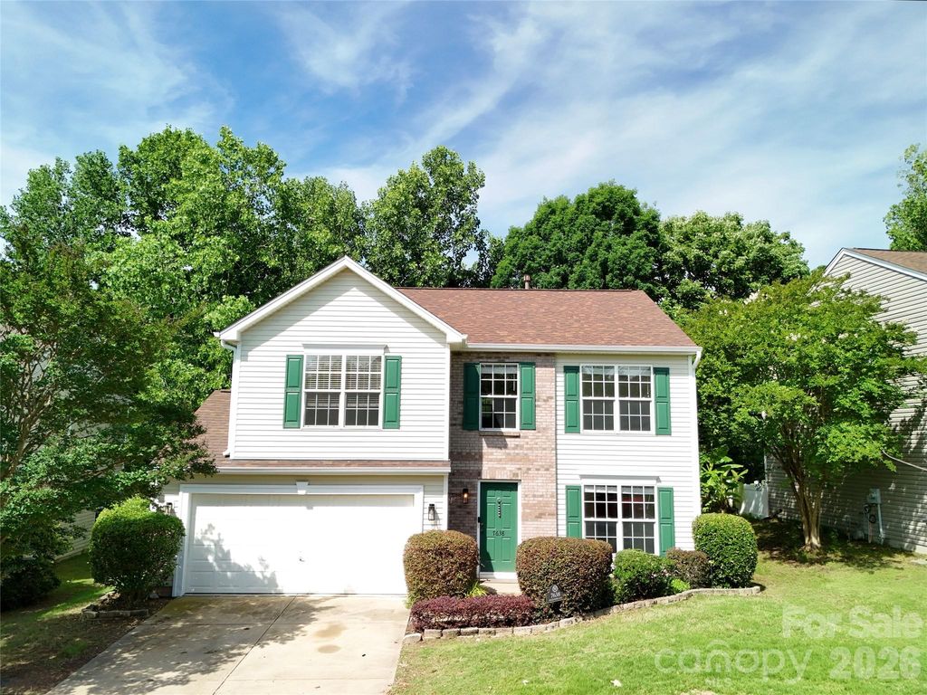 7638 Black Hawk Lane, Tega Cay, SC 29708