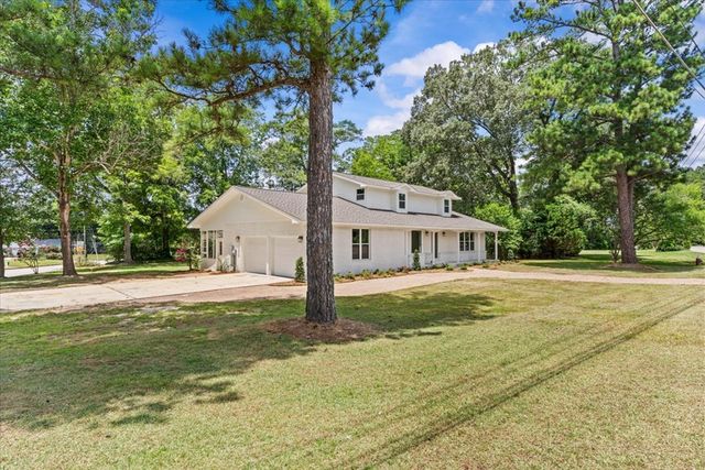 1821 Denton Road, Dothan, AL 36303