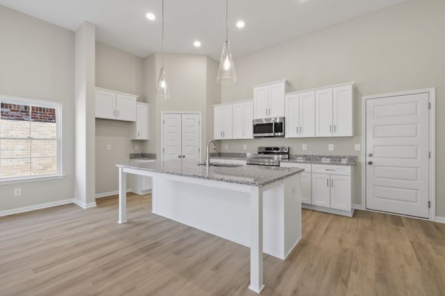 346 N Fork Branch Rd, Tullahoma, TN 37388