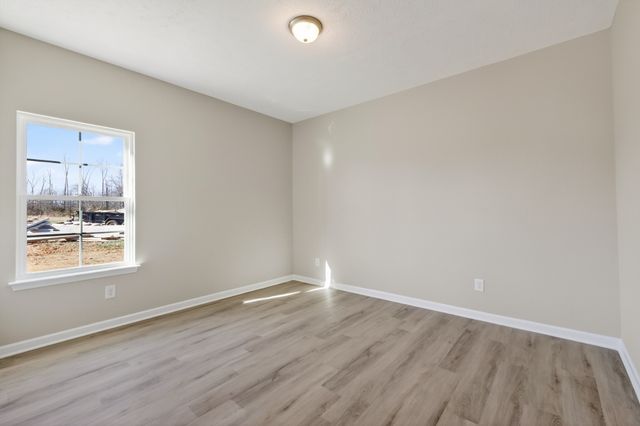 346 N Fork Branch Rd, Tullahoma, TN 37388