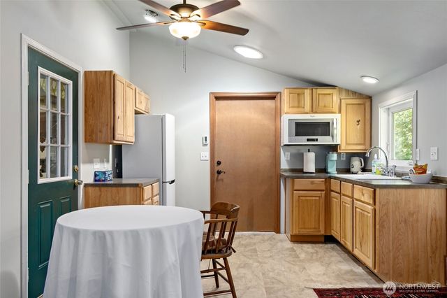 1350 E Webb Hill Road, Union, WA 98592
