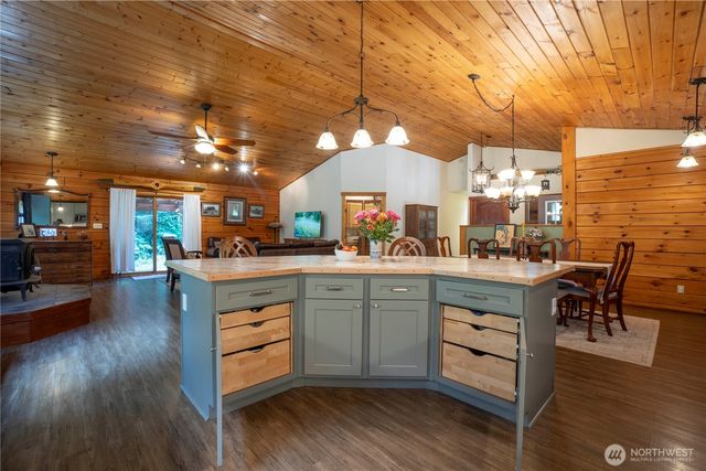 1350 E Webb Hill Road, Union, WA 98592