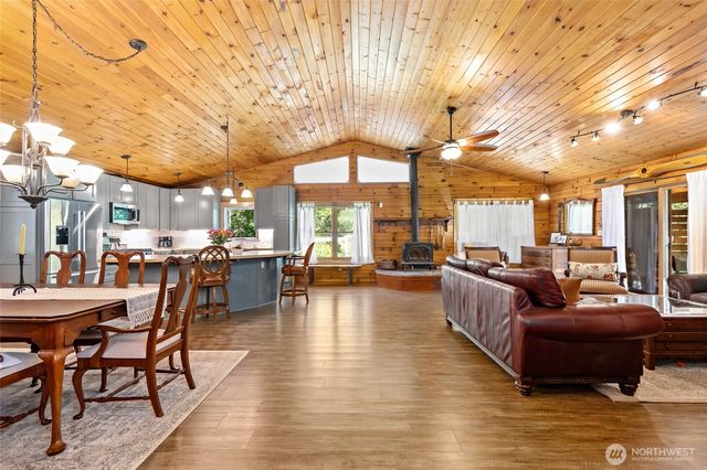 1350 E Webb Hill Road, Union, WA 98592