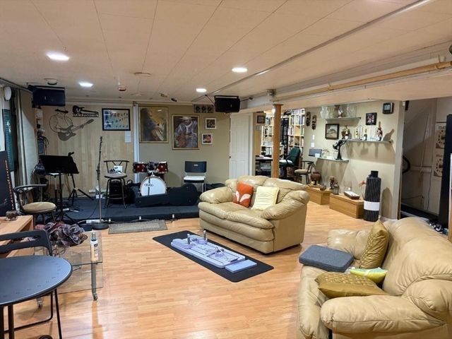 46 Alexandra's Way, Brockton, MA 02301