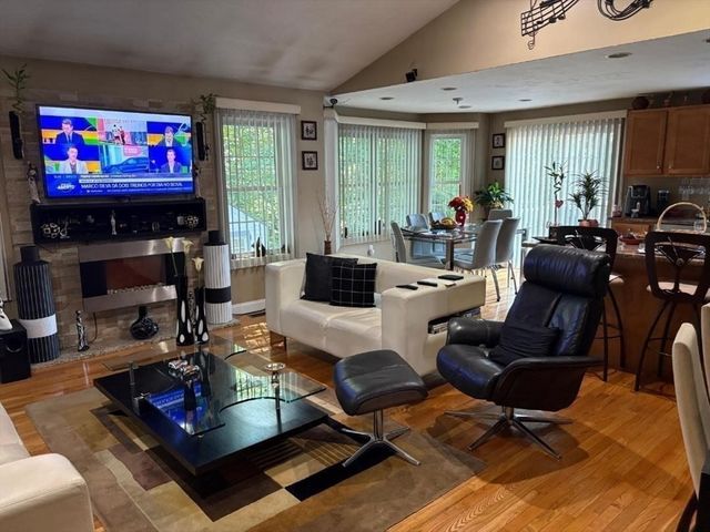 46 Alexandra's Way, Brockton, MA 02301