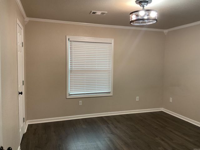 1025 Edwards Street, Malvern, AR 72104